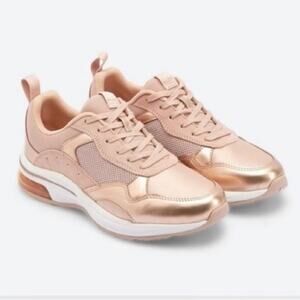 Aldo Blush and Metallic Rose Gold SneakersSize 6 1/2 ✨